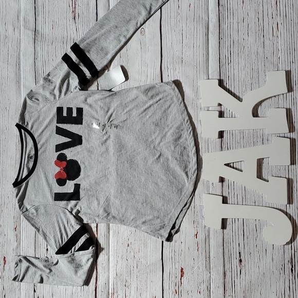 🆕️ DISNEY WOMEN'S GRAY L/S SHIRT 🖤❤️ - Picture 3 of 10